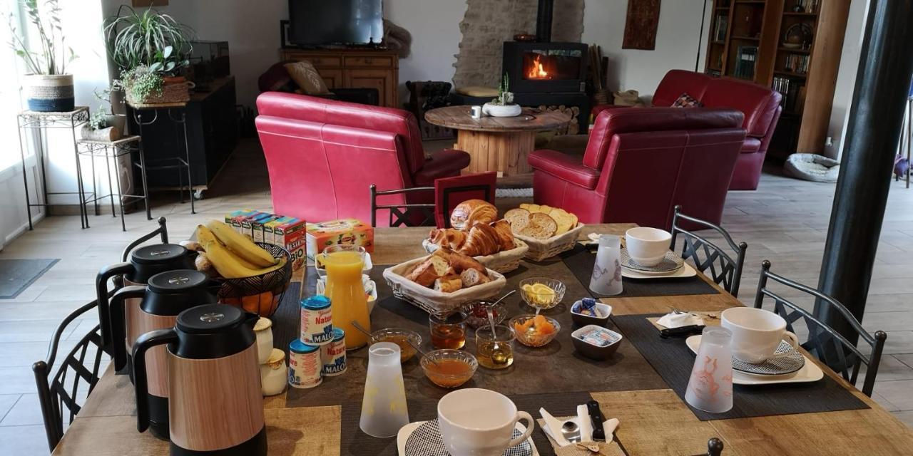 La Ferme Du Grand Bois Leilighet Mouterre-Silly Eksteriør bilde